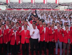 Menteri Pertanian RI Ajak Mahasiswa Baru Unhas Berinovasi untuk Kedaulatan Pangan