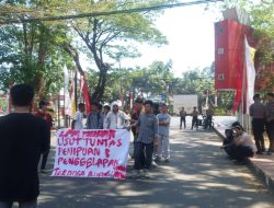 Aksi LPM Desak Polda Sulsel Usut Dugaan Penggelapan Seret Nama Bupati Luwu