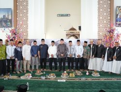 Munafri-Melinda Ikuti Peringatan Maulid di Masjid Al-Kautsar Citraland