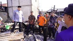 Wali Kota Makassar dan Kepala BPBD Tinjau Korban Kebakaran di Kelurahan Tallo