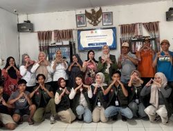Dorong UMKM Naik Kelas, Mahasiswa KKN Tematik Gelar Seminar Kewirausahaan dan Digitalisasi di Desa Barang Palie
