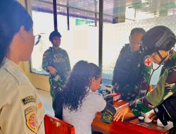 Satgas Pasgat Dekatkan Pelayanan Kesehatan Gratis di Bandara Dekai Yahukimo
