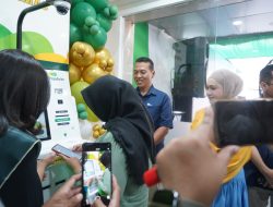 Investasi Emas Makin Sat-set! Pegadaian Hadirkan ATM Emas di Makassar, Cetak Emas Mulai 1 Gram